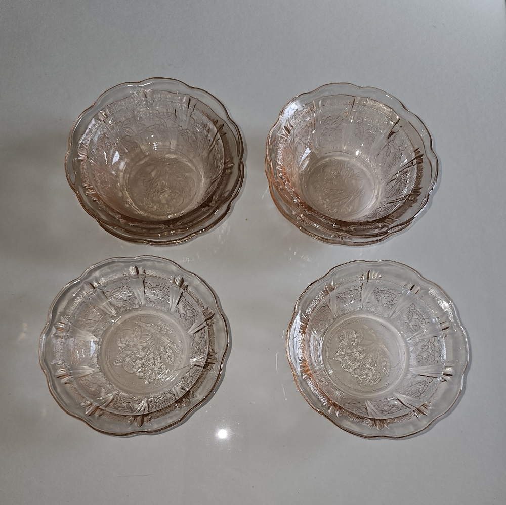 Vintage Pink Depression Glass Jeanette, Cherry Blossom dessert bowls. Set of 6.